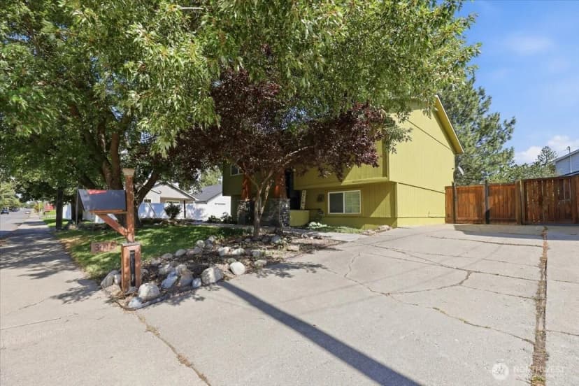 Property photo for 3415 S Myrtle Street, Spokane photo 3