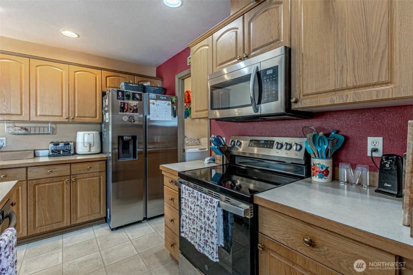 Property photo for 10710 185th Avenue E, Bonney Lake photo 12