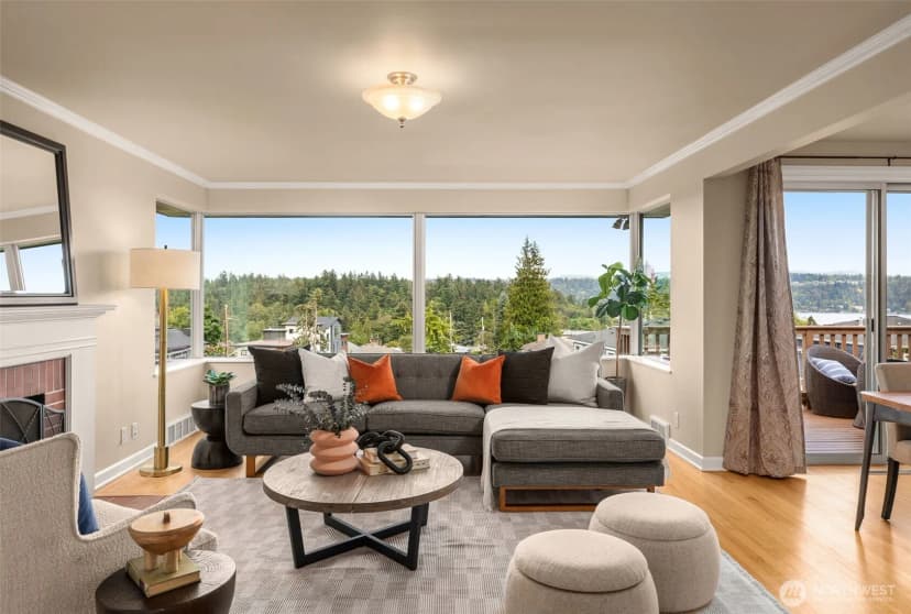 Property photo for 5930 Wilson Avenue S, Seattle photo 5