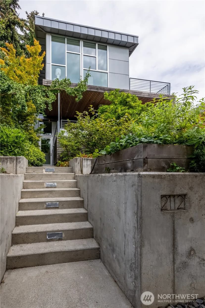 Property photo for 2112 N 46th Street, Seattle photo 40