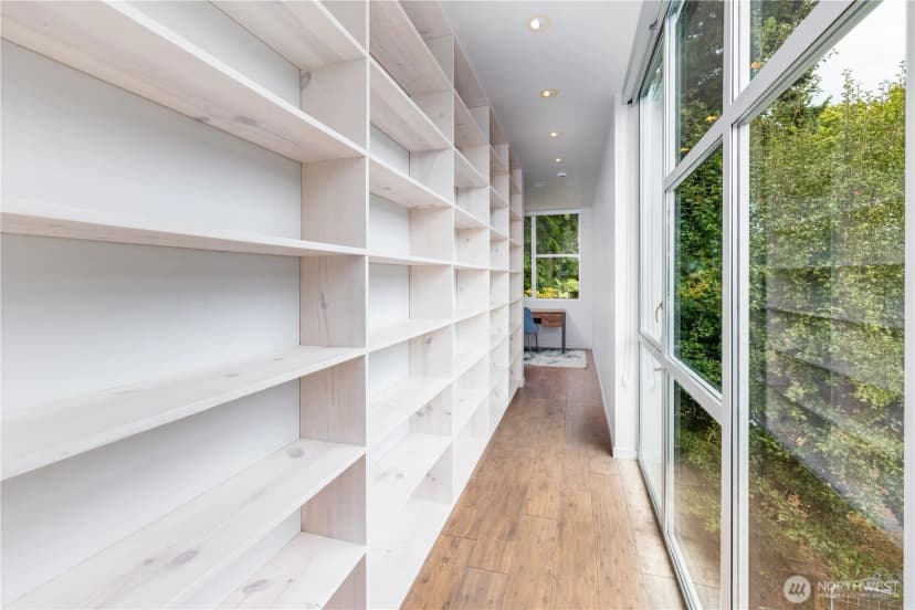 Property photo for 2112 N 46th Street, Seattle photo 24