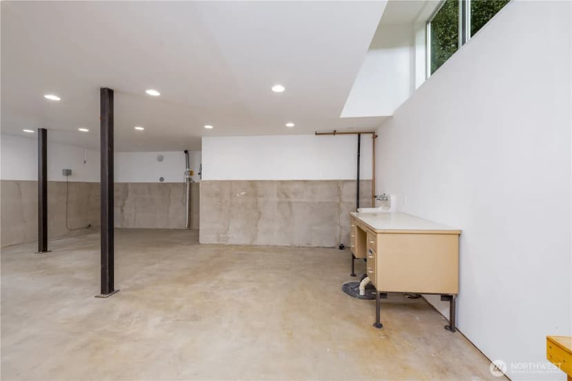 Property photo for 2112 N 46th Street, Seattle photo 32