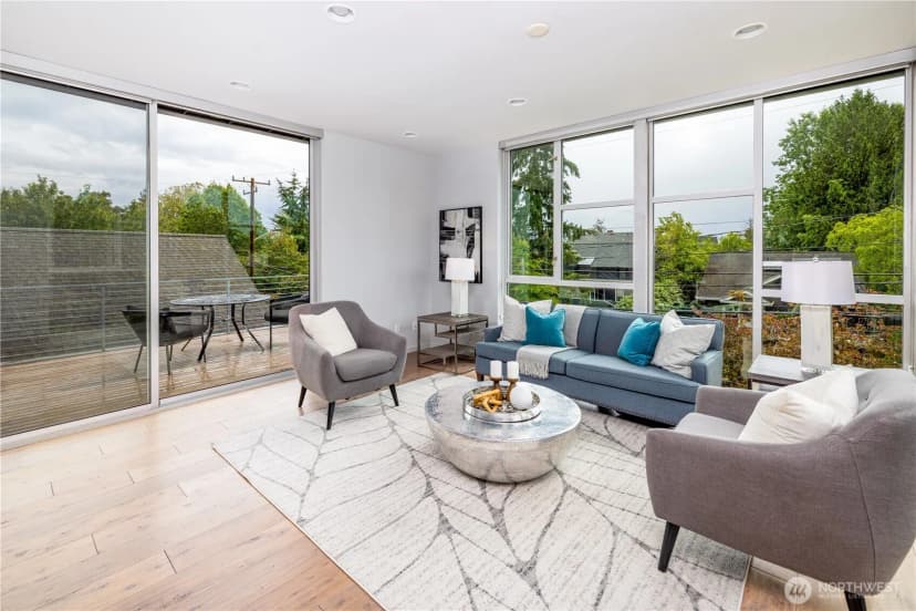 Property photo for 2112 N 46th Street, Seattle photo 6