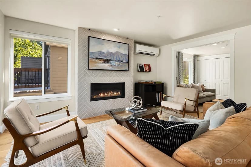 Property photo for 2334 Thorndyke Avenue W #301, Seattle photo 13