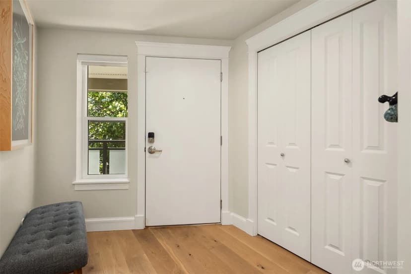 Property photo for 2334 Thorndyke Avenue W #301, Seattle photo 9