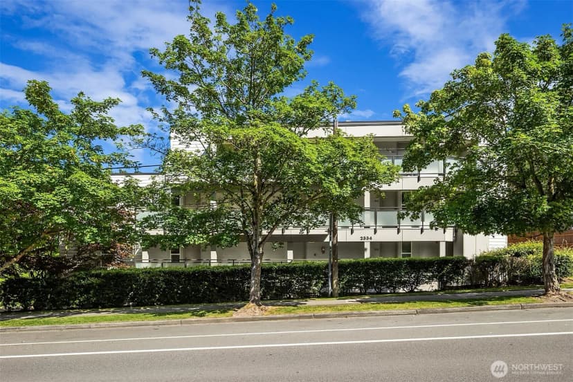 Property photo for 2334 Thorndyke Avenue W #301, Seattle photo 36