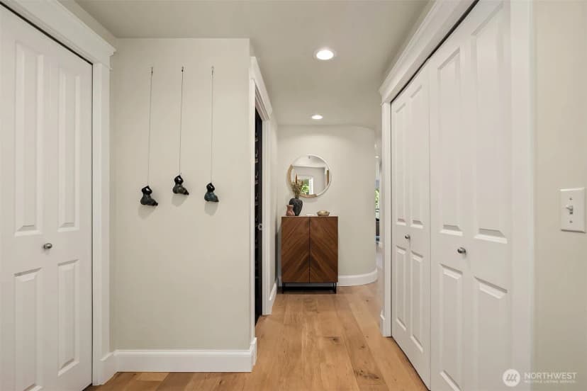 Property photo for 2334 Thorndyke Avenue W #301, Seattle photo 10