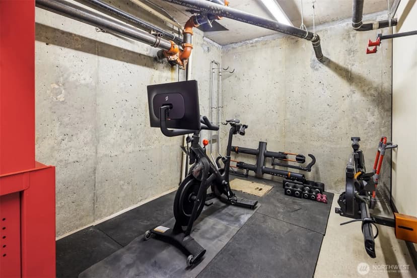 Property photo for 2334 Thorndyke Avenue W #301, Seattle photo 31
