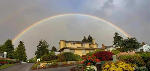 Property photo for 61 Leschi Drive Sw Steilacoom, Steilacoom