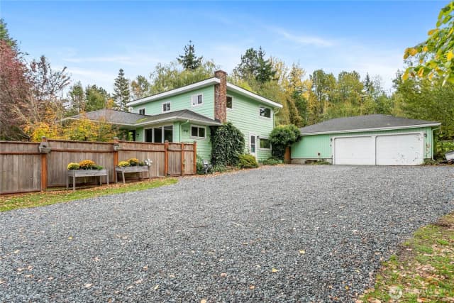 Property photo for 1445 Mt Baker Highway, Bellingham photo 2