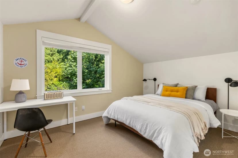 Property photo for 6575 Ne Honeysuckle Lane, Bainbridge Island photo 28