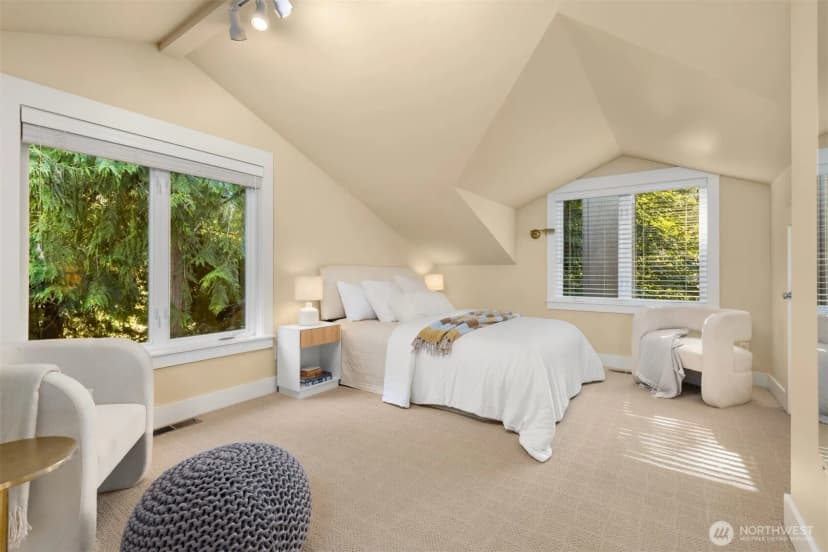 Property photo for 6575 Ne Honeysuckle Lane, Bainbridge Island photo 24