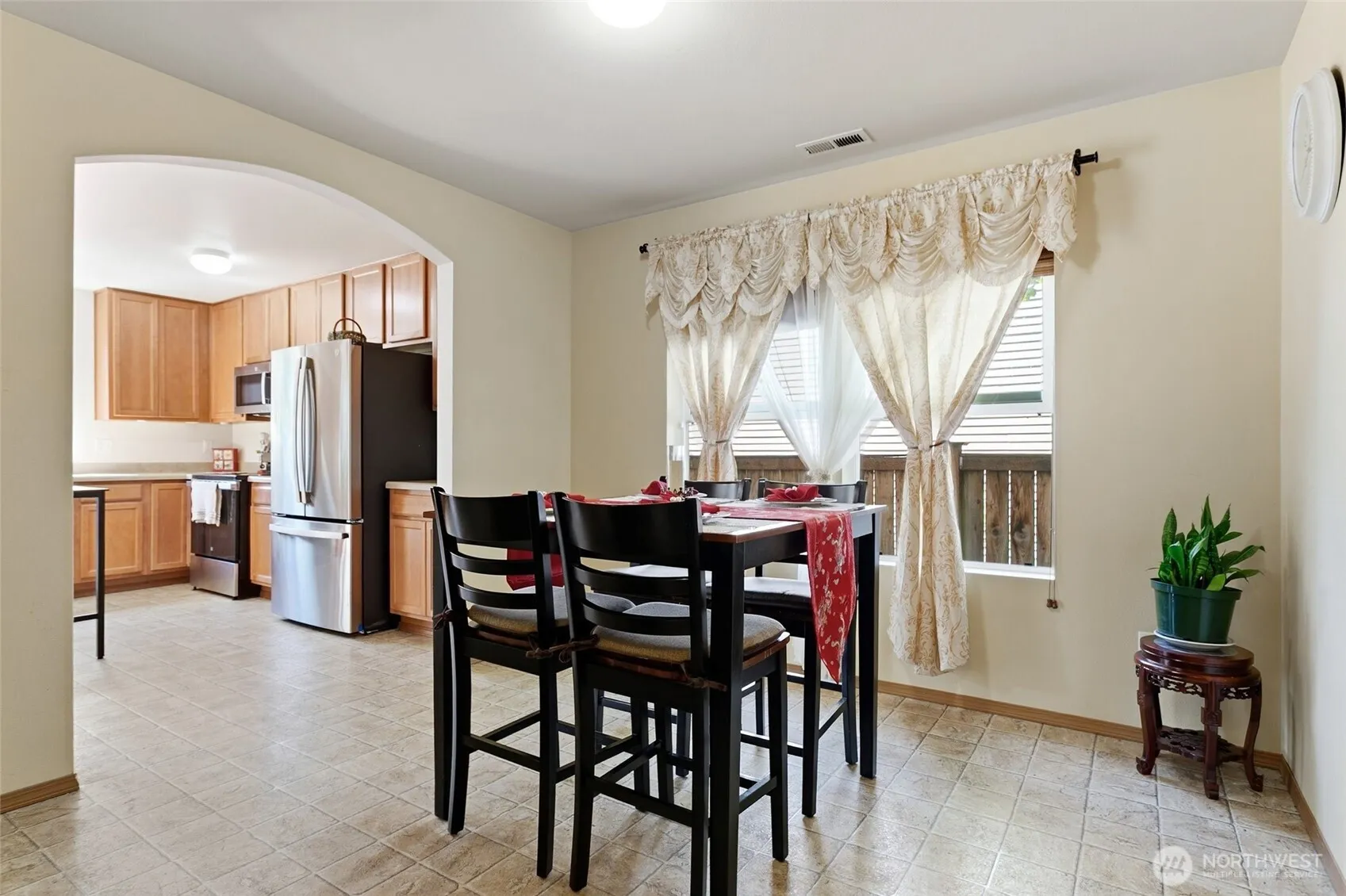 Property photo for 943 Candlestick Lane Sw, Tumwater photo 10