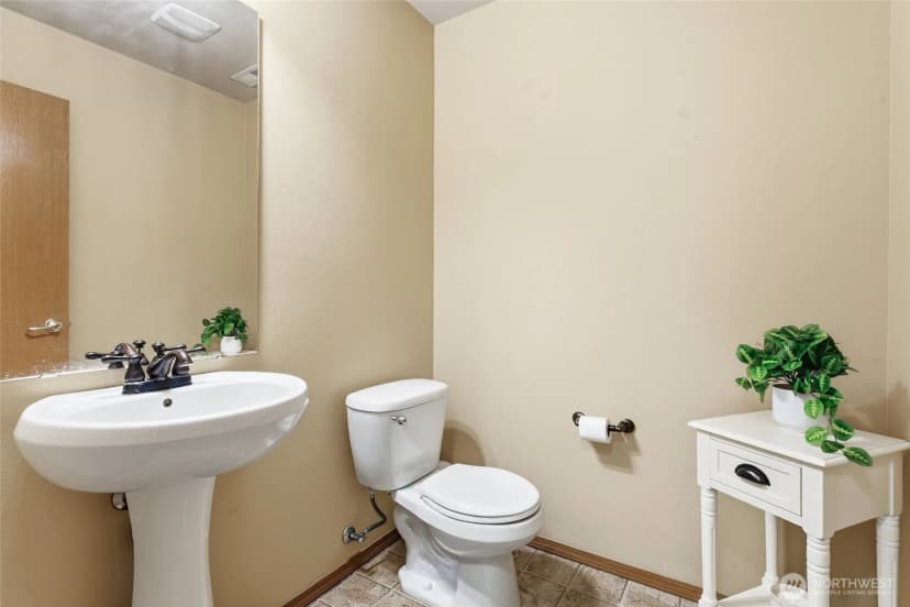 Property photo for 943 Candlestick Lane Sw, Tumwater photo 13