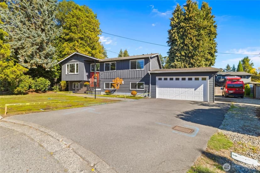 Property photo for 2163 N 176th, Shoreline photo 15