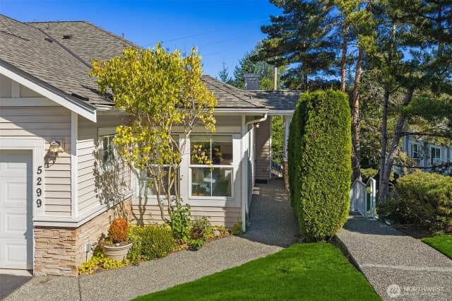 Property photo for 5299 164th Avenue Se #6-2, Bellevue