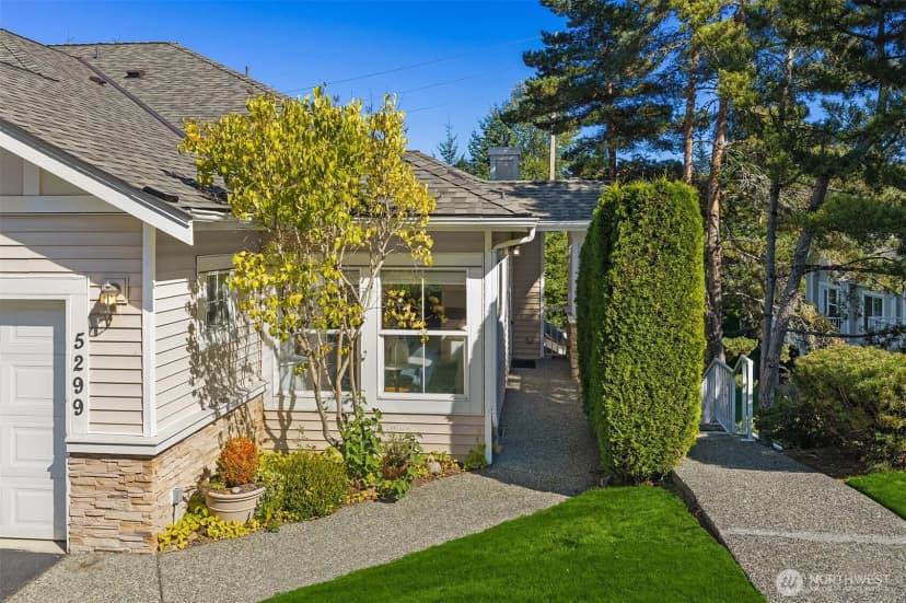 Property photo for 5299 164th Avenue Se #6-2, Bellevue