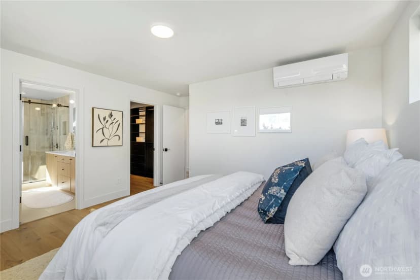 Property photo for 524 N 86th Street, Seattle photo 19