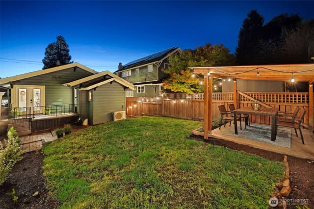 Property photo for 6526 4th Avenue Nw, Seattle photo 3