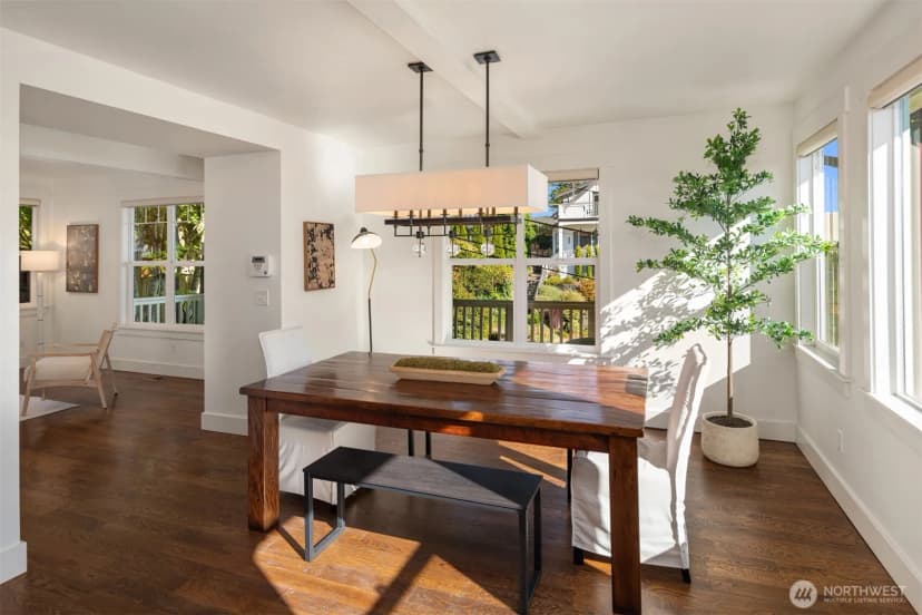 Property photo for 2313 E Mercer Street, Seattle photo 12