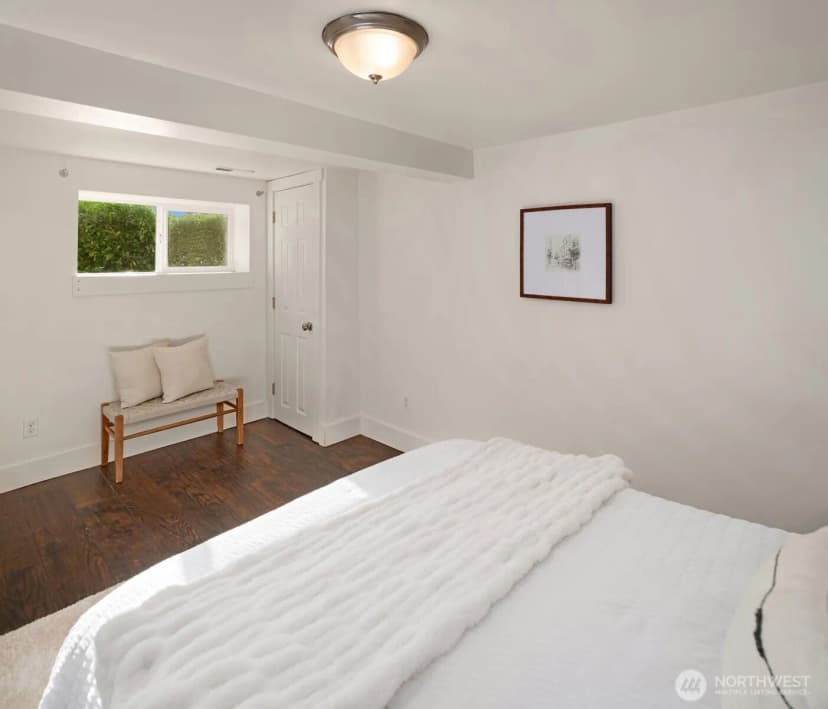 Property photo for 2313 E Mercer Street, Seattle photo 28