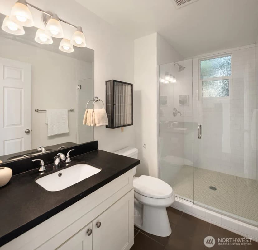 Property photo for 2313 E Mercer Street, Seattle photo 15