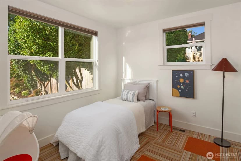 Property photo for 2313 E Mercer Street, Seattle photo 16