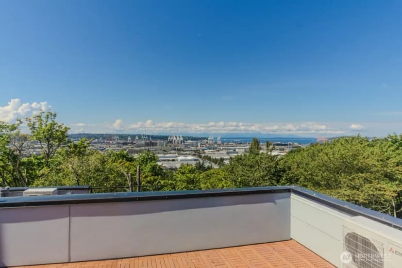Property photo for 2513 13th Avenue S #e, Seattle photo 23