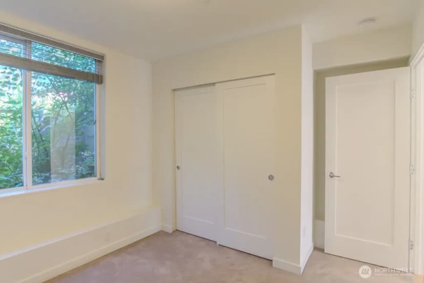 Property photo for 2513 13th Avenue S #e, Seattle photo 15