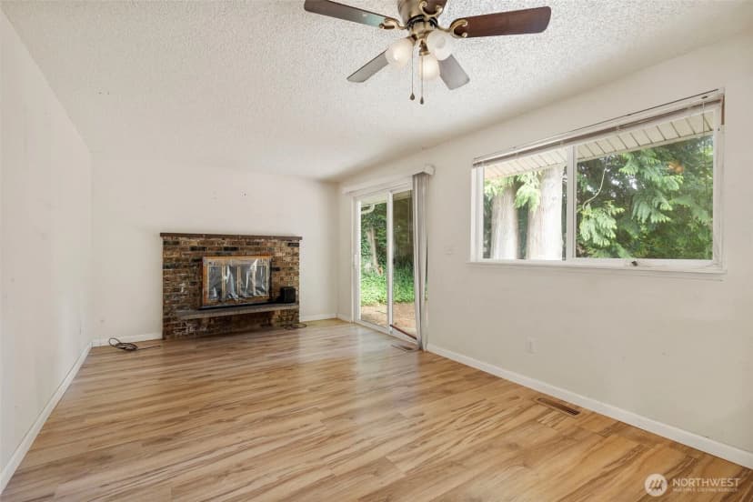 Property photo for 760 Nw Firglade Drive, Bremerton photo 8