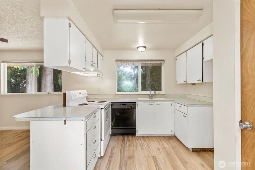 Property photo for 760 Nw Firglade Drive, Bremerton photo 7