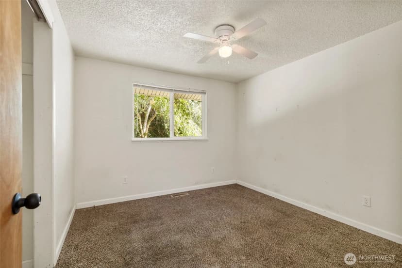 Property photo for 760 Nw Firglade Drive, Bremerton photo 14