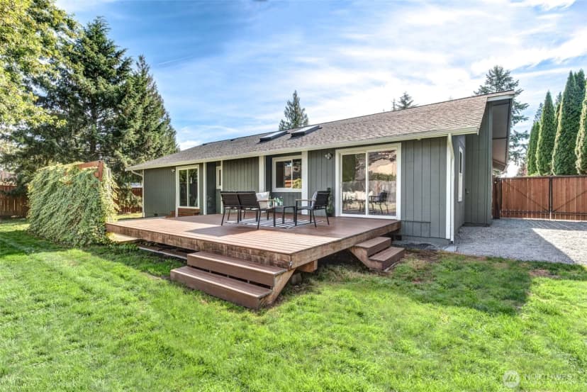 Property photo for 11915 27th Court Ne, Lake Stevens photo 31