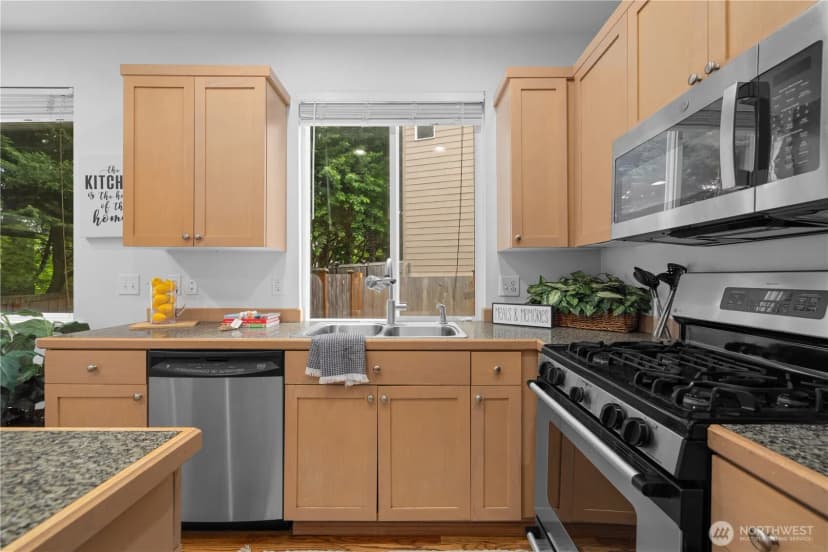 Property photo for 22526 Se 12th Place, Sammamish photo 16