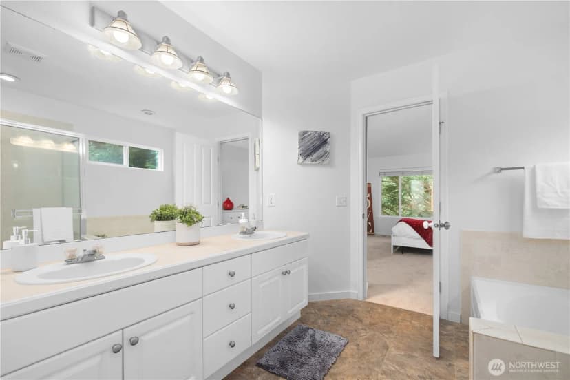 Property photo for 22526 Se 12th Place, Sammamish photo 24
