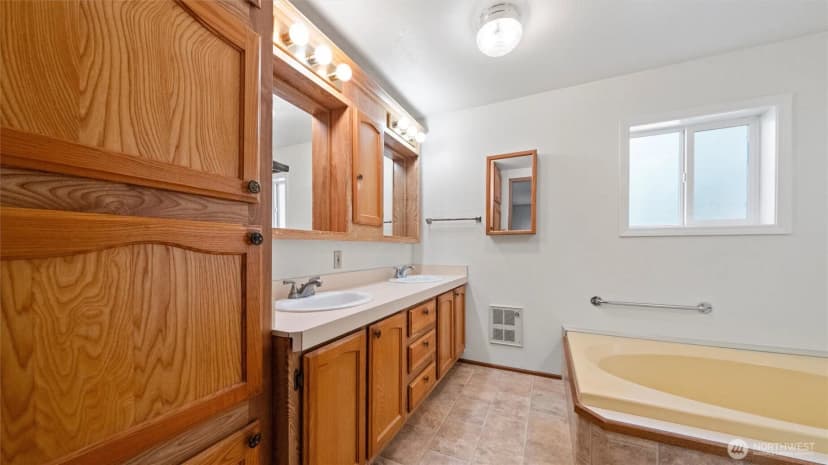 Property photo for 1324 Rancho Villa Drive, Walla Walla photo 23
