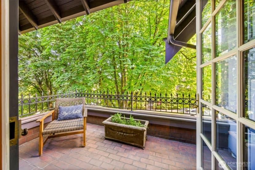 Property photo for 2218 E Prospect Street, Seattle photo 17