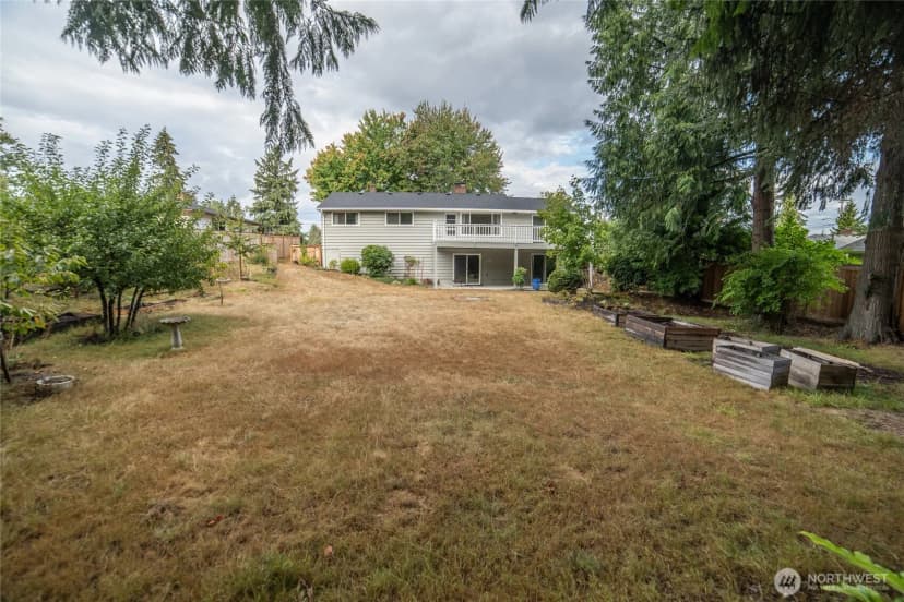 Property photo for 17220 129th Avenue Se, Renton photo 5