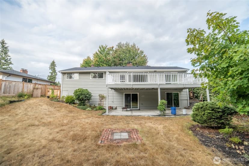 Property photo for 17220 129th Avenue Se, Renton photo 7