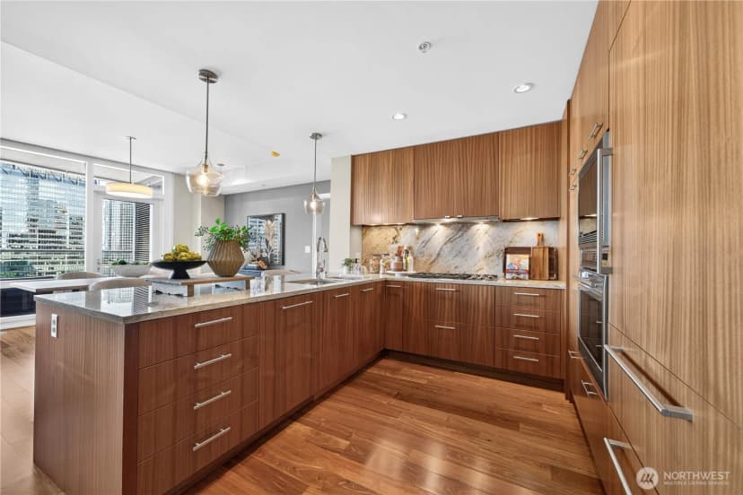 Property photo for 500 106th Avenue Ne #2103, Bellevue photo 6