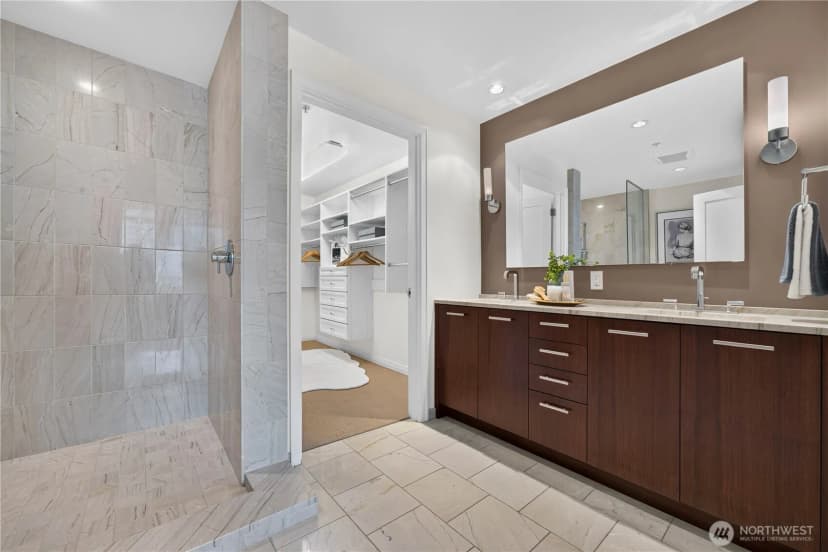 Property photo for 500 106th Avenue Ne #2103, Bellevue photo 14