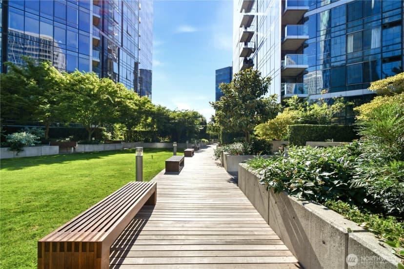 Property photo for 500 106th Avenue Ne #2103, Bellevue photo 28