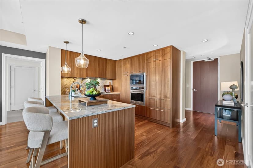 Property photo for 500 106th Avenue Ne #2103, Bellevue photo 7