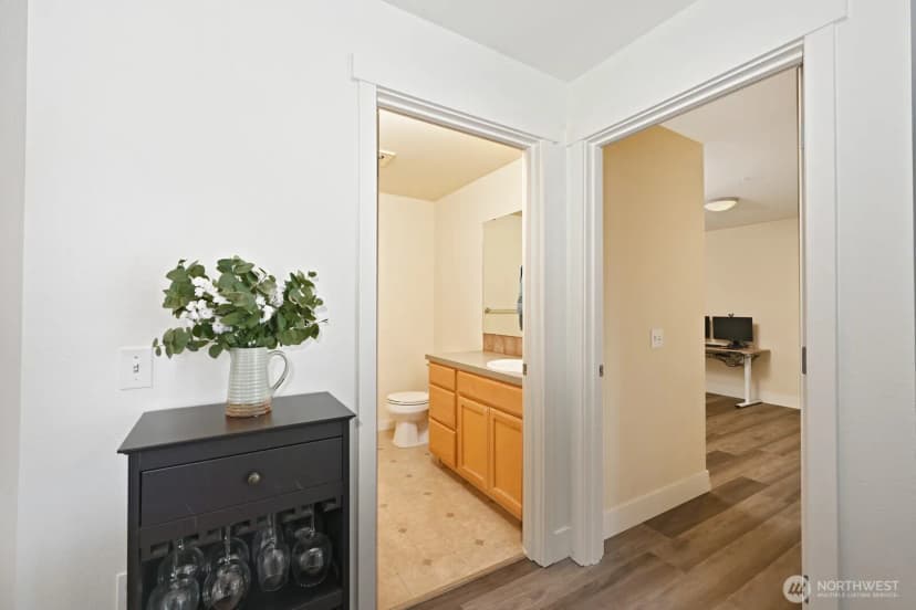 Property photo for 12534 15th Avenue Ne #36, Seattle photo 24