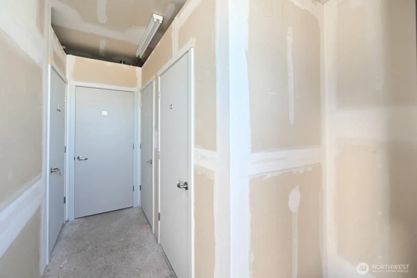 Property photo for 12534 15th Avenue Ne #36, Seattle photo 29