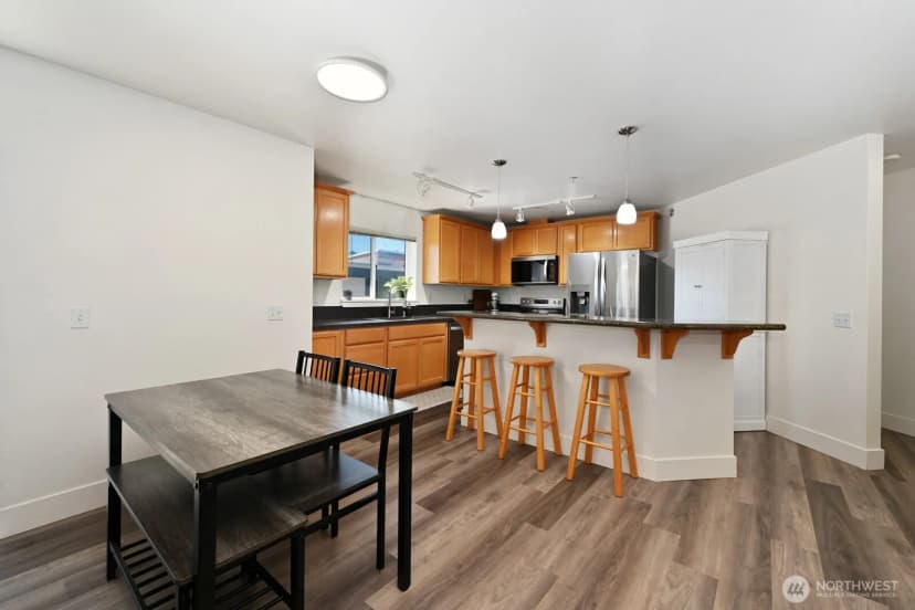 Property photo for 12534 15th Avenue Ne #36, Seattle photo 11