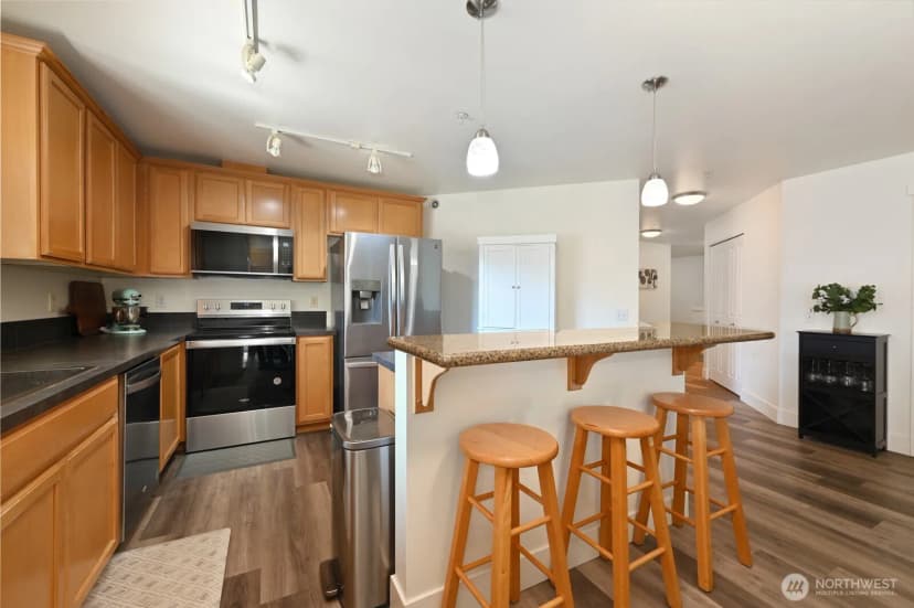 Property photo for 12534 15th Avenue Ne #36, Seattle photo 10