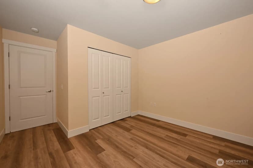 Property photo for 12534 15th Avenue Ne #36, Seattle photo 27