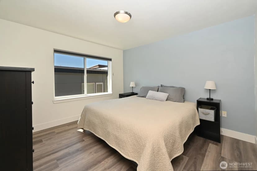 Property photo for 12534 15th Avenue Ne #36, Seattle photo 17