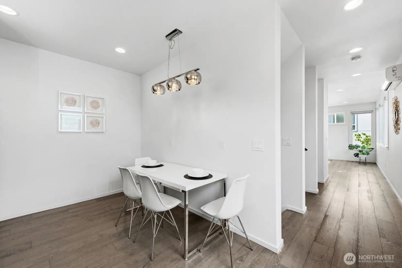 Property photo for 732 26th Avenue S #a, Seattle photo 9